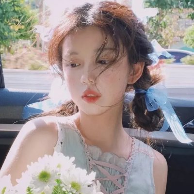红衣少女